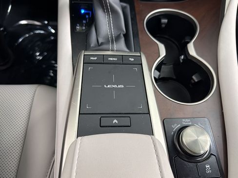 Certified 2022 Lexus RX 350 FWD w/ Premium Package image 19
