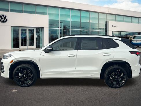 New 2026 Volkswagen Tiguan SE R-Line image 8