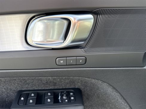 New 2026 Volvo XC40 B4 Core w/ Protection Package image 12