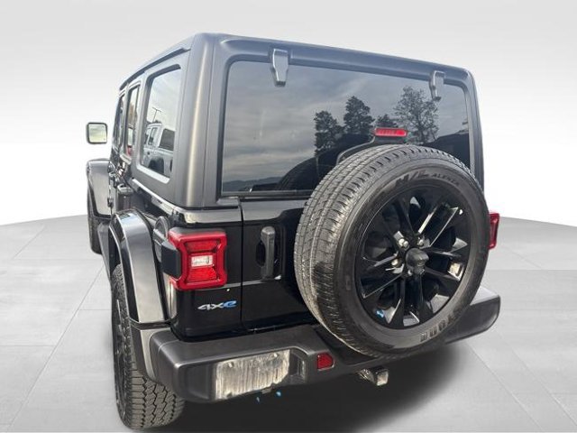 Used 2023 Jeep Wrangler Unlimited Sahara w/ Cold Weather Group AWD/4WD image 30