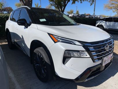 Certified 2025 Nissan Rogue Platinum w/ Tech Package