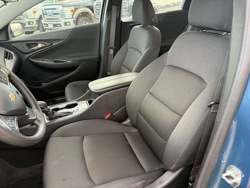 Used 2025 Chevrolet Malibu LT FWD image 31