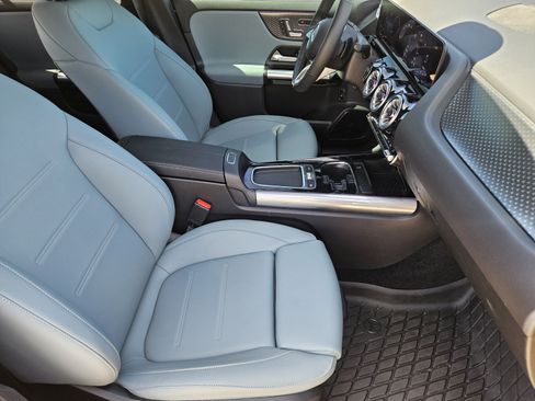 Certified 2026 Mercedes-Benz GLA 250 image 8
