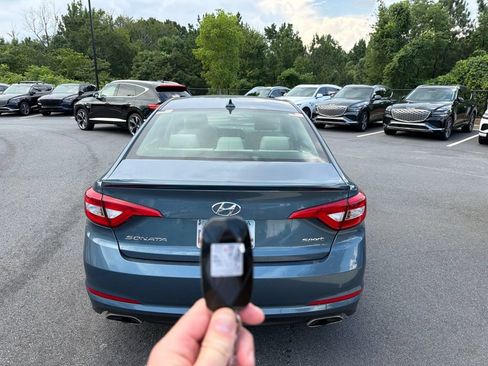 Used 2016 Hyundai Sonata Sport FWD image 4