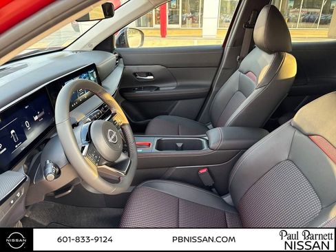 New 2026 Nissan Kicks SR image 17