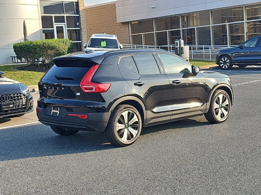 Used 2023 Volvo XC40 Recharge Plus AWD/4WD image 13