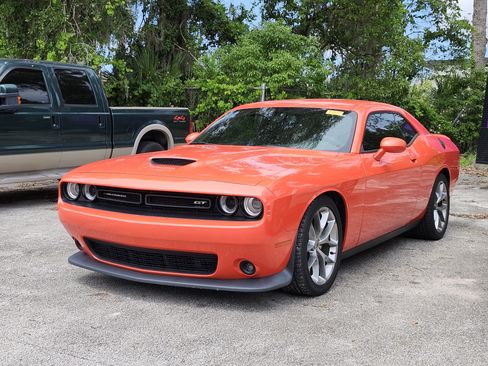 Used 2021 Dodge Challenger GT RWD image 1