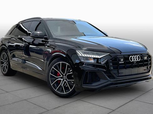 Used 2023 Audi Q8 Prestige w/ Prestige Package AWD/4WD image 3