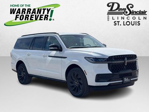 New 2026 Lincoln Navigator L Reserve w/ Jet Appearance Package AWD/4WD image 1