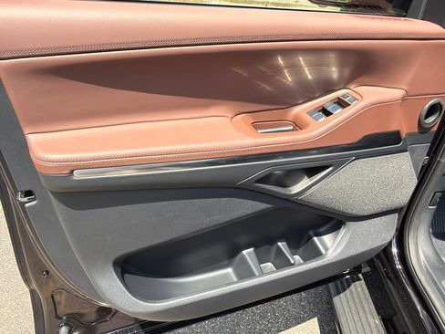 New 2027 Lincoln Navigator Reserve AWD/4WD image 10