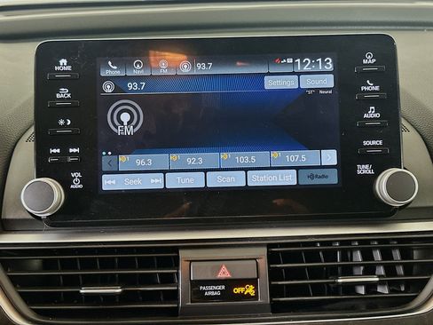 Used 2021 Honda Accord Touring image 21