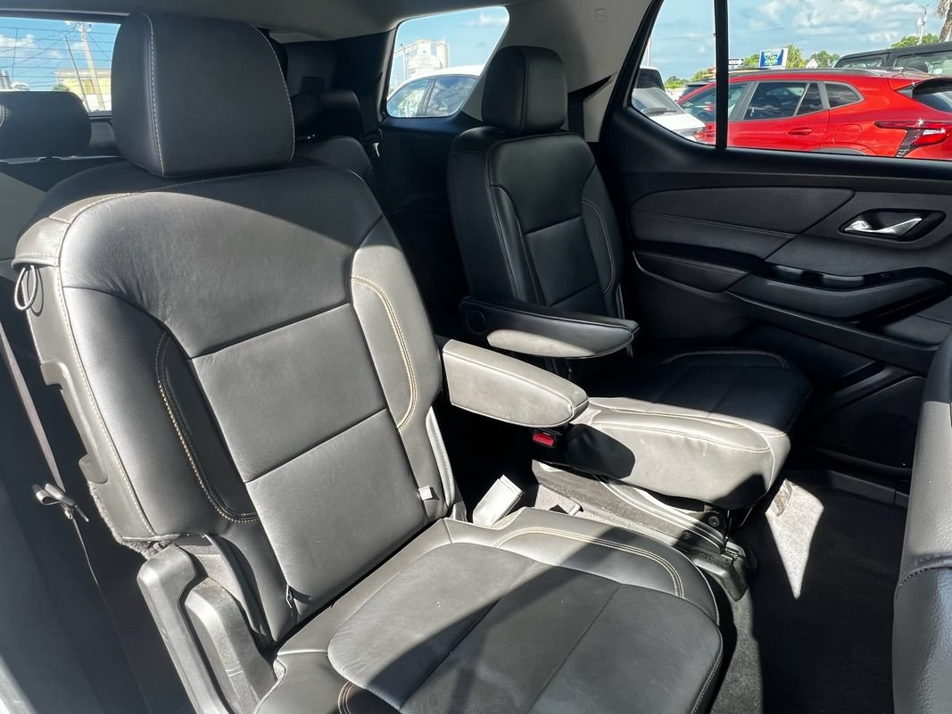 Used 2020 Chevrolet Traverse LT w/ LT Premium Package AWD/4WD image 26