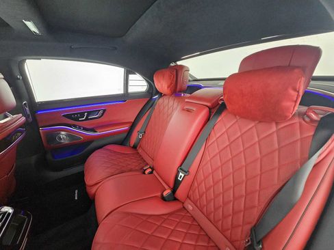 New 2025 Mercedes-Benz S 580 4MATIC Sedan image 18