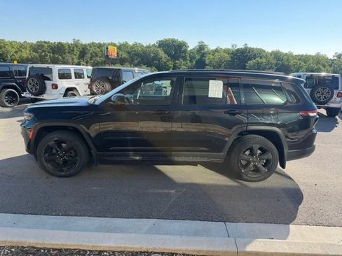 Used 2021 Jeep Grand Cherokee L Laredo AWD/4WD image 6