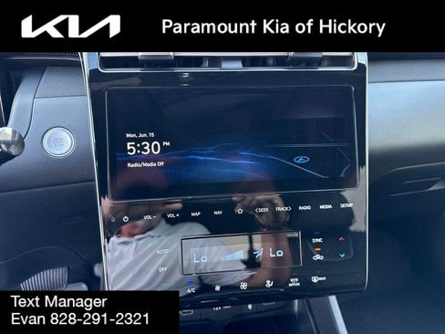 Used 2022 Hyundai Santa Cruz Limited AWD/4WD image 23