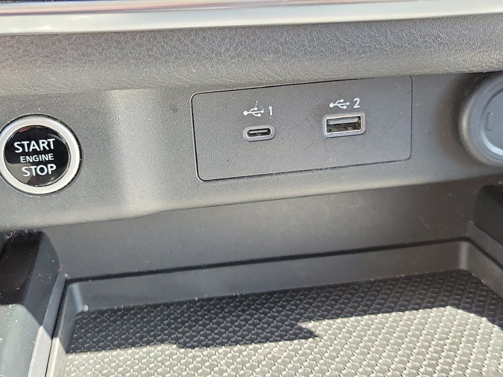 Certified 2021 Nissan Rogue SV FWD image 27
