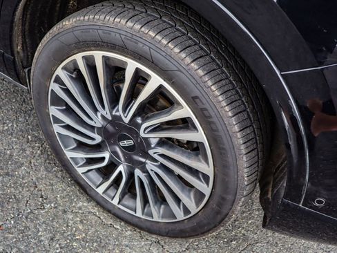 Used 2022 Lincoln Corsair AWD w/ Premium Package image 46