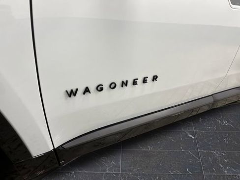 Used 2024 Jeep Wagoneer Launch Edition image 40