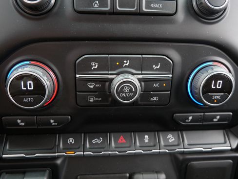 Used 2020 Chevrolet Silverado 1500 RST w/ All-Star Edition AWD/4WD image 25