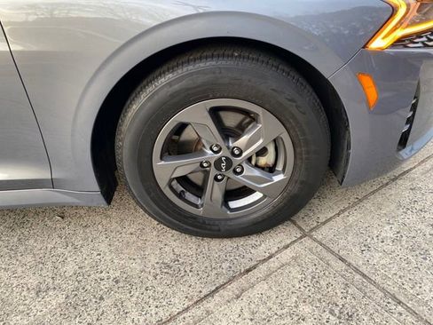 Used 2023 Kia K5 LXS image 24