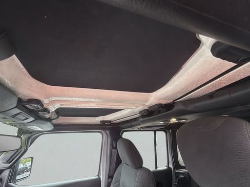 Used 2020 Jeep Wrangler Unlimited Sport S AWD/4WD image 10