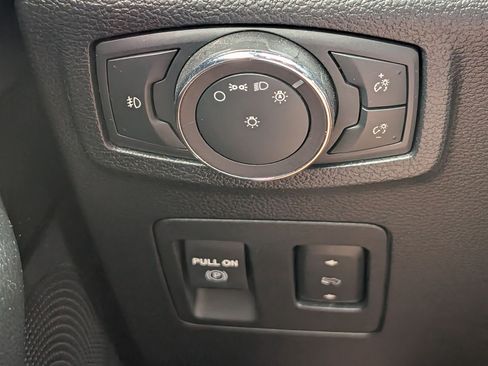 Used 2019 Ford Expedition Limited w/ Equipment Group 302A RWD image 24