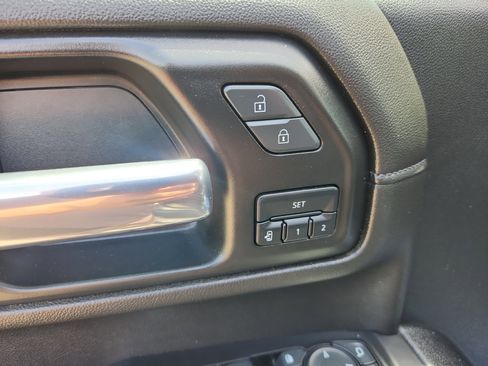 Used 2021 GMC Sierra 2500 Denali w/ Denali Ultimate Package AWD/4WD image 14