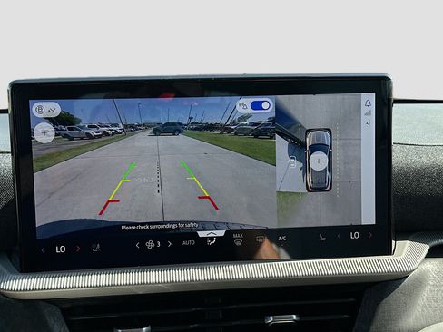 New 2026 Ford Explorer Platinum AWD/4WD image 9