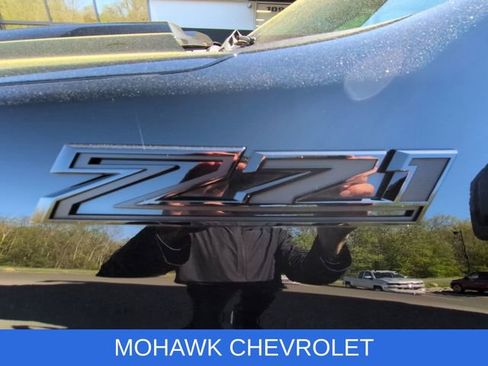 Used 2023 Chevrolet Silverado 1500 Custom Trail Boss w/ Midnight Edition AWD/4WD image 31
