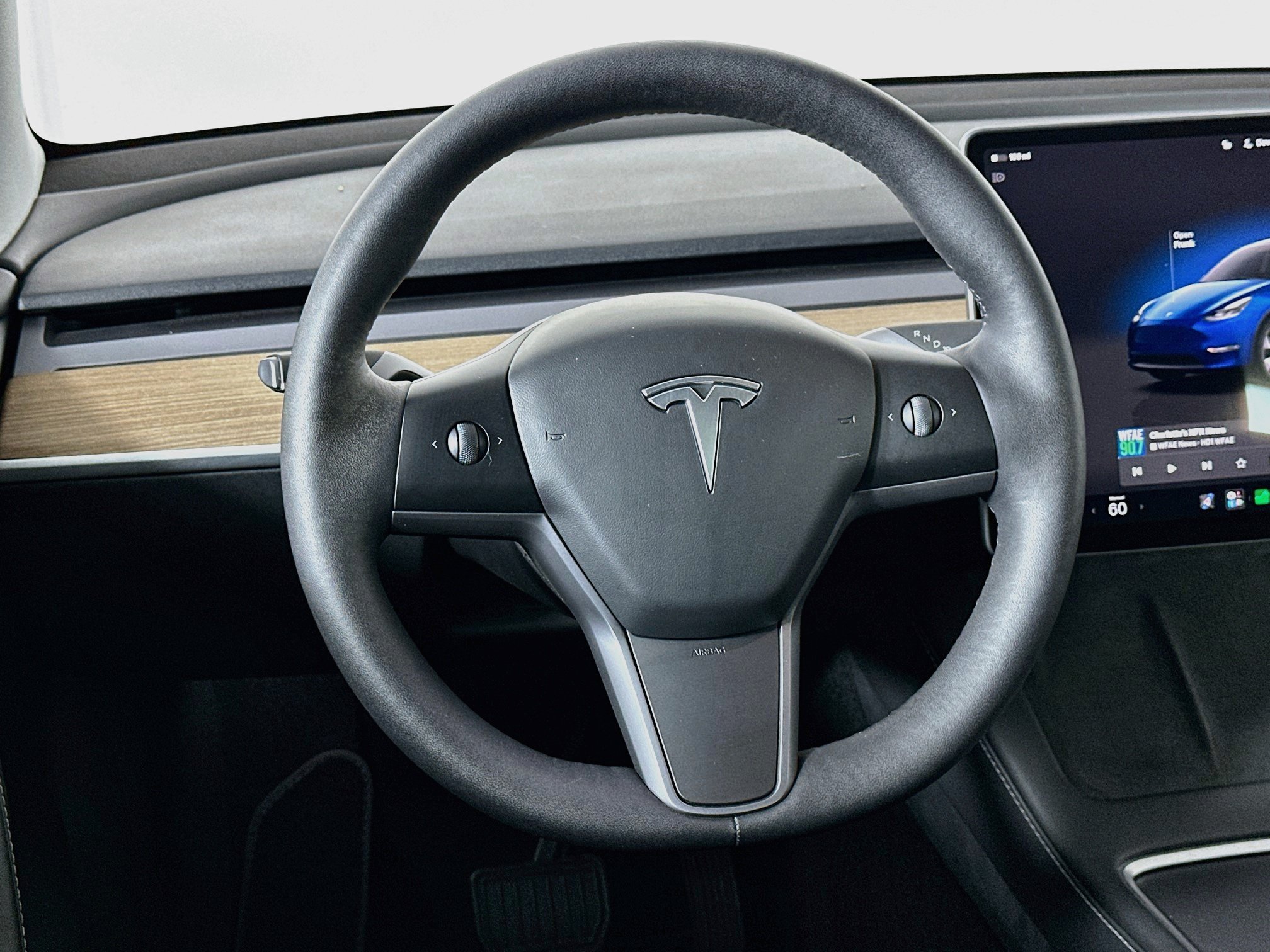Used 2023 Tesla Model Y Long Range AWD/4WD image 17