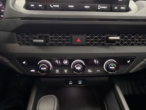 Used 2023 Honda Accord EX image 34