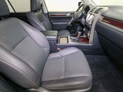 Used 2019 Lexus GX 460 Premium AWD/4WD image 16