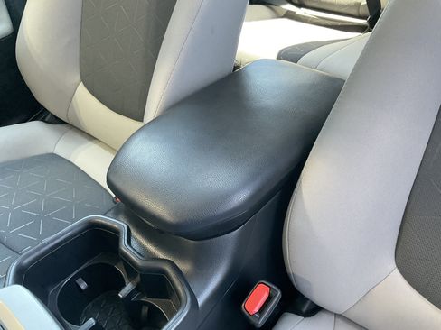 Used 2023 Toyota RAV4 XLE w/ Convenience Package AWD/4WD image 19