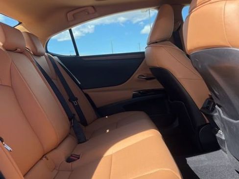 Used 2023 Lexus ES 350 w/ Premium Package image 25