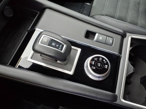 Used 2024 Mitsubishi Outlander SE AWD/4WD image 18