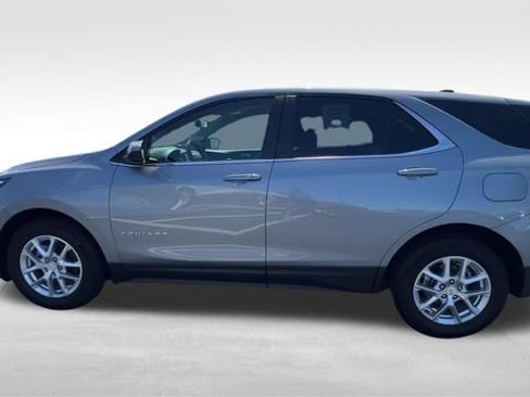 Certified 2024 Chevrolet Equinox LT w/ LPO, Floor Liner Package FWD image 3