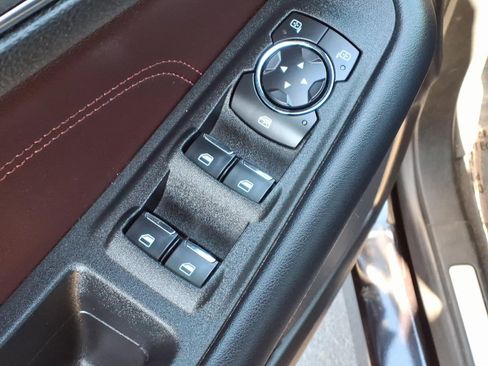 Used 2022 Ford Edge Titanium w/ Equipment Group 301A image 23