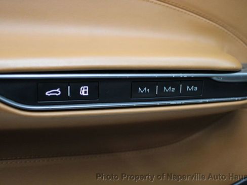 Used 2017 Ferrari GTC4Lusso AWD image 15