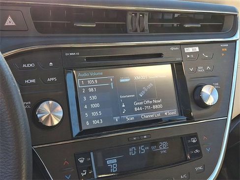 Used 2018 Toyota Avalon XLE Plus image 21