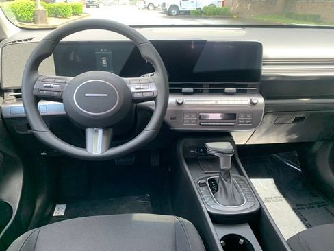 New 2026 Hyundai Kona SEL Sport AWD/4WD image 13