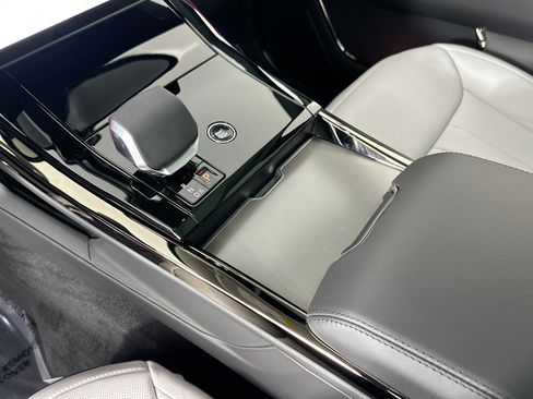 Used 2026 Land Rover Range Rover Sport Dynamic SE image 14