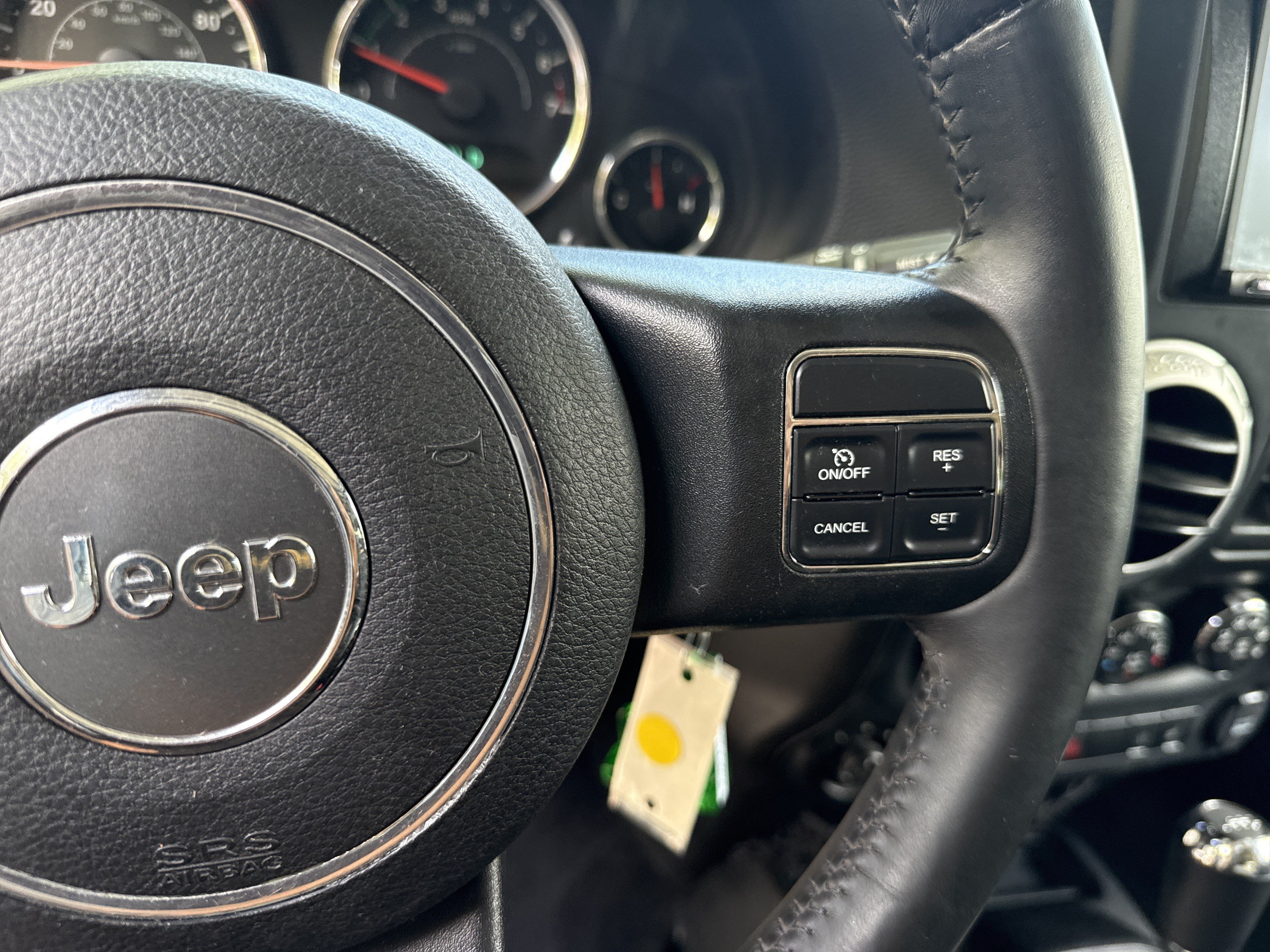 Used 2013 Jeep Wrangler Unlimited Sahara w/ Dual Top Group AWD/4WD image 28