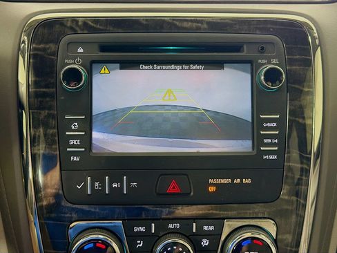 Used 2014 Buick Enclave Convenience FWD image 16