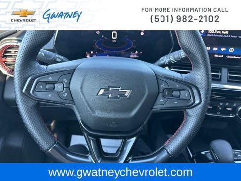 Used 2024 Chevrolet Trax RS w/ Driver Confidence Package FWD image 16