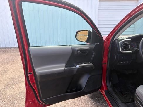 Used 2021 Toyota Tacoma SR5 w/ Technology Package image 27