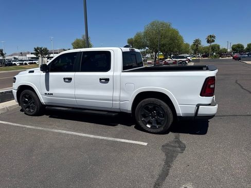 Used 2025 RAM 1500 Big Horn AWD/4WD image 4