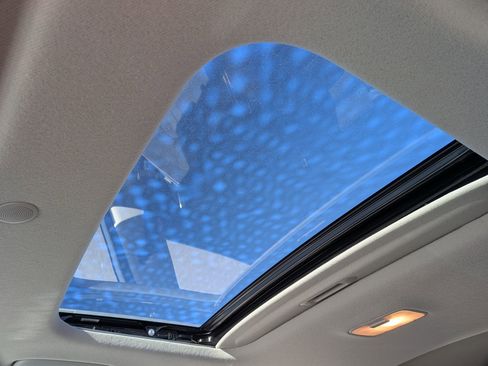 New 2026 Hyundai Venue SEL FWD image 18