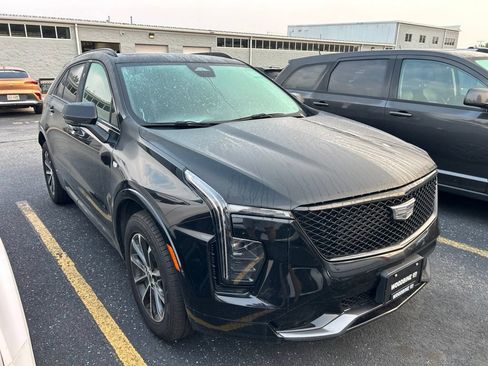 Used 2024 Cadillac XT4 Sport w/ Trailering Package AWD/4WD image 2