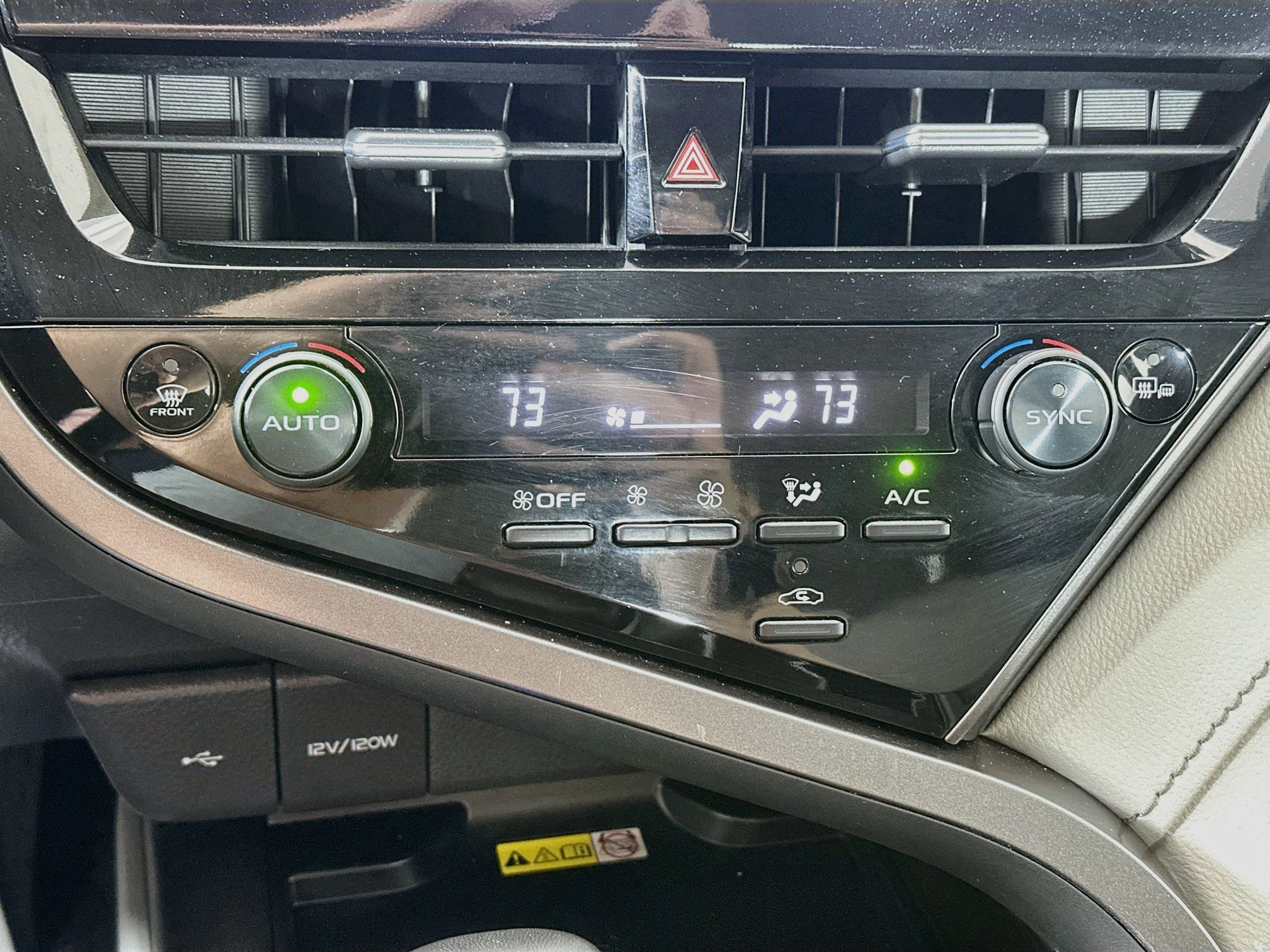 Used 2023 Toyota Camry XLE w/ Navigation Package AWD/4WD image 16