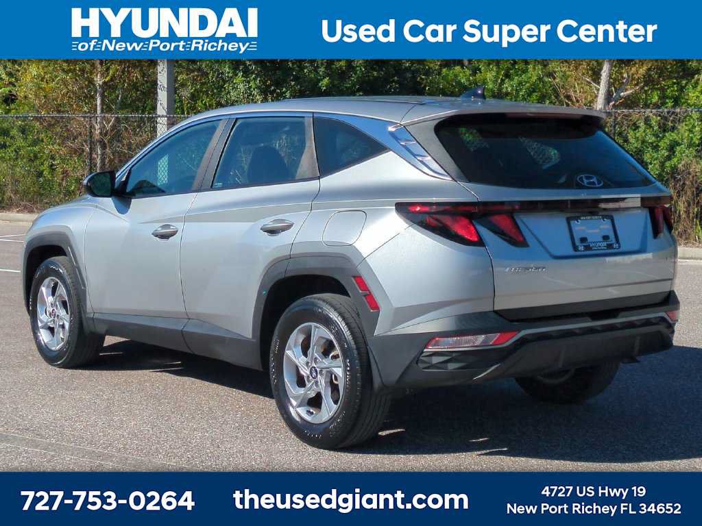 Used 2023 Hyundai Tucson SE AWD/4WD image 3